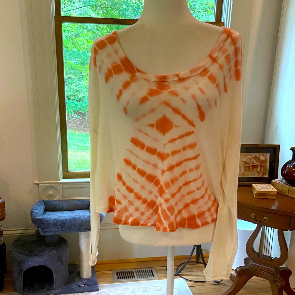 We The Free Orange and Cream Tie-Dye Top  Size Small